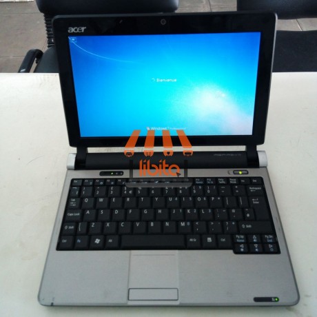 vente-un-mini-pc-acer-aspire-one-big-0