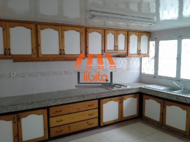 villa-de-300m2-en-location-aq-hay-riyad-big-2