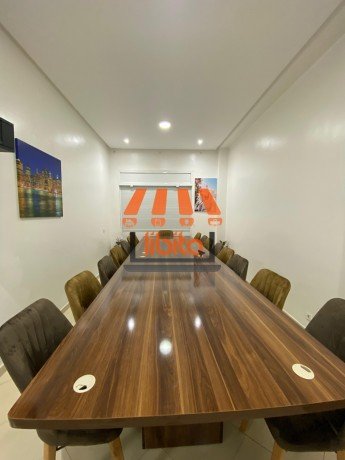 location-dune-salle-de-reunion-formation-200dh-par-heure-big-4