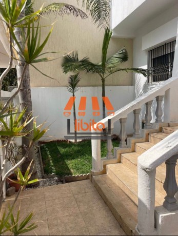 a-louer-superbe-triplex-dans-une-residence-fermee-a-harhoura-15000-dh-big-0