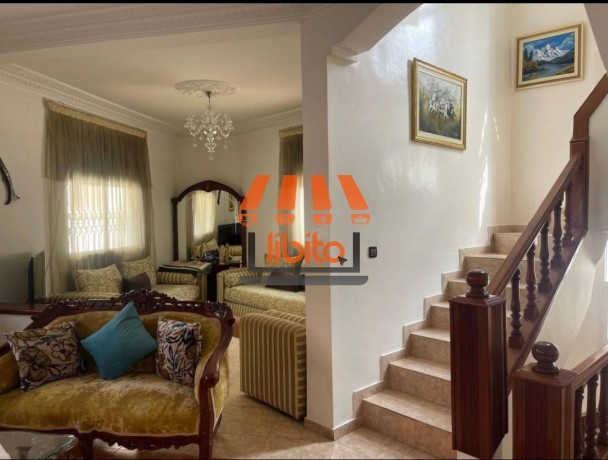 a-louer-superbe-triplex-dans-une-residence-fermee-a-harhoura-15000-dh-big-1