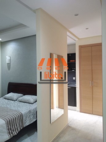 a-louer-studio-meuble-a-prestigia-8-000-dhmois-big-2